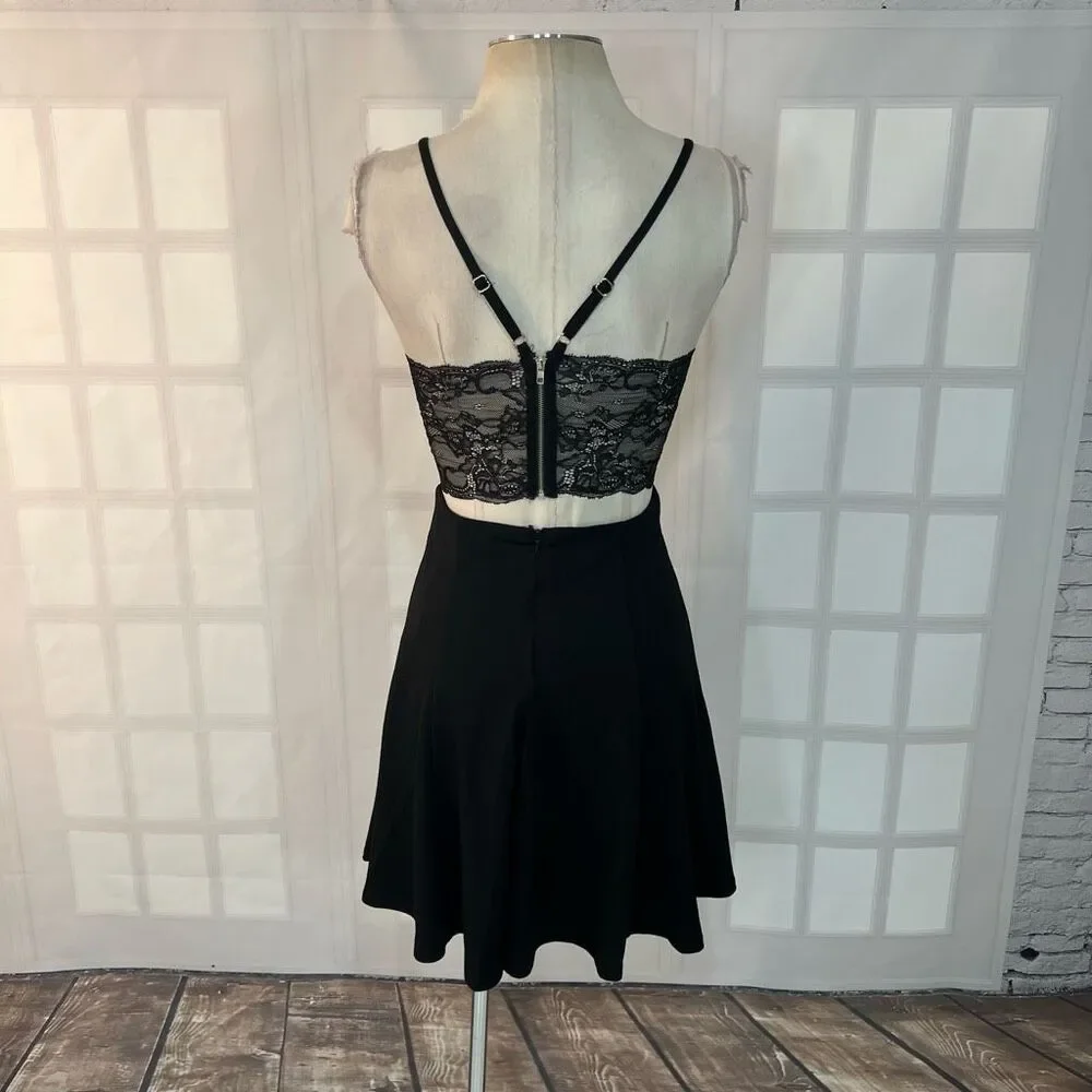 Lush Lulus Black Perfect Evening Lace Skater Mini Dress Small NWT - Picture 8 of 11
